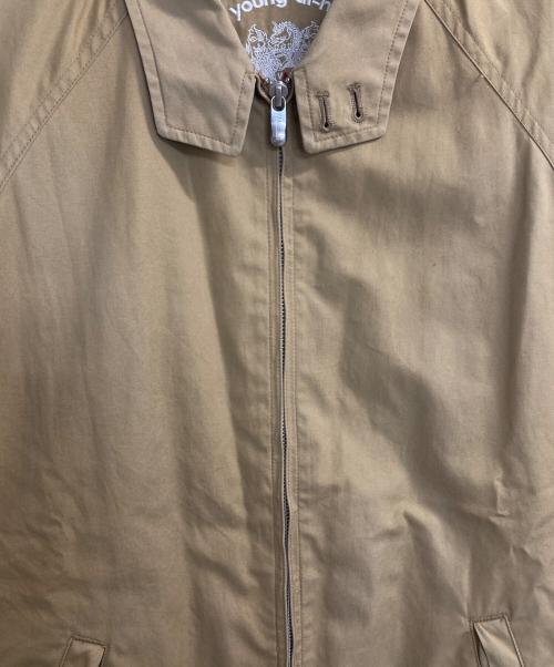 VAN JAC（ヴァン・ヂャケット）VAN JAC (ヴァン・ヂャケット) バックロゴスイングトップ ベージュ サイズ:Lの古着・服飾アイテム