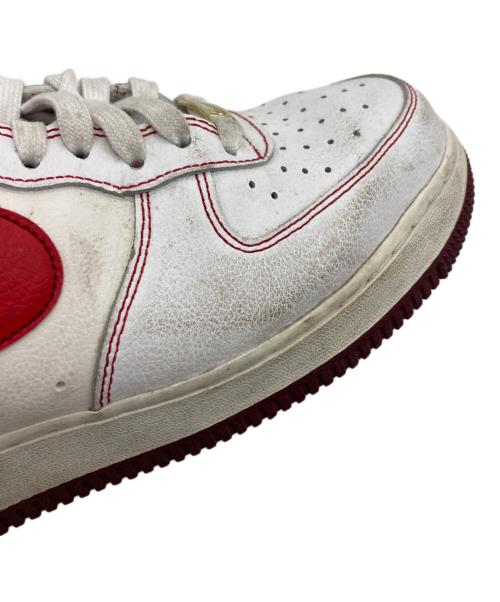NIKE（ナイキ）NIKE (ナイキ) AIR FORCE 1 07/ローカットスニーカー レッド×ホワイト サイズ:US8の古着・服飾アイテム