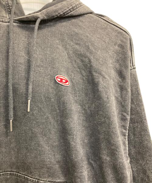 DIESEL（ディーゼル）DIESEL (ディーゼル) D-UM-RIB-ME/プルオーバーパーカー グレー サイズ:Ｍの古着・服飾アイテム