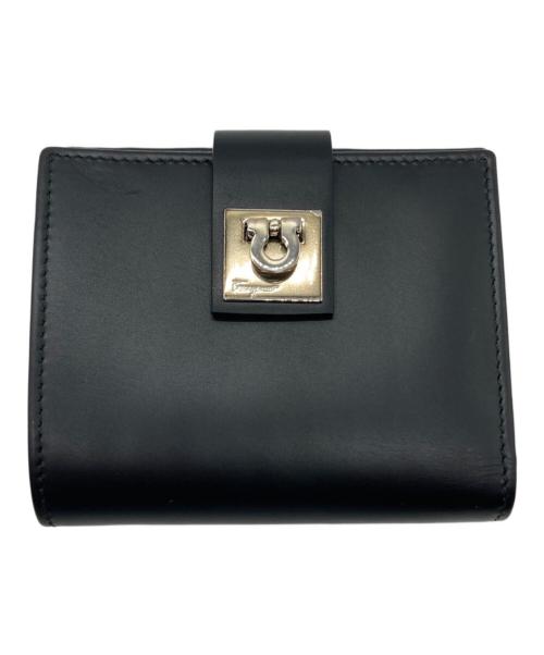 Salvatore Ferragamo（サルヴァトーレ フェラガモ）Salvatore Ferragamo (サルヴァトーレ フェラガモ) ガンチーニコンパクトウォレット ブラックの古着・服飾アイテム