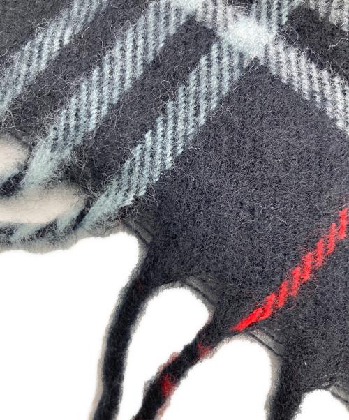 Burberry's（バーバリーズ）Burberry's (バーバリーズ) タータンチェックマフラー ブラックの古着・服飾アイテム