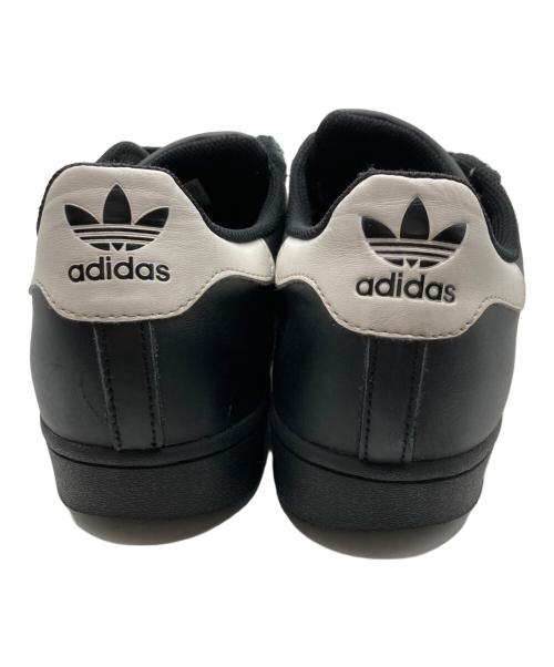 adidas（アディダス）adidas (アディダス) スニーカー ブラック サイズ:US10.5の古着・服飾アイテム