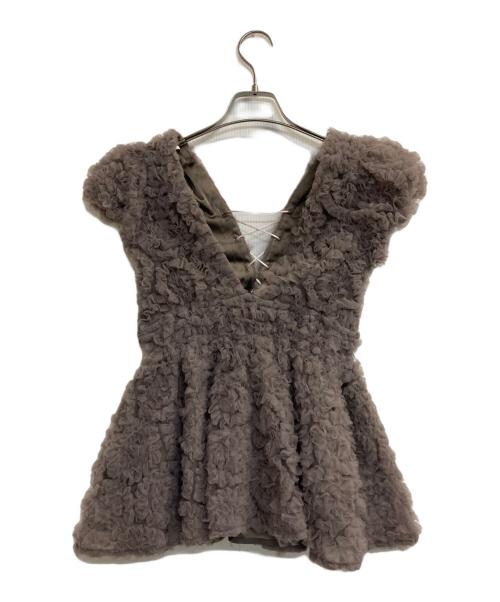 polaura（ポロ―ラ）polaura (ポロ―ラ) フラワーペプラムバックリボンチュニック ベージュ サイズ:Ｆの古着・服飾アイテム