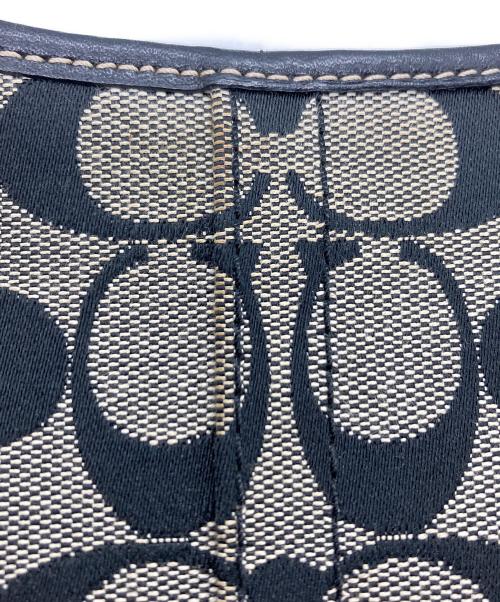 COACH（コーチ）COACH (コーチ) シグネチャーショルダーバッグ ブラック×アイボリーの古着・服飾アイテム