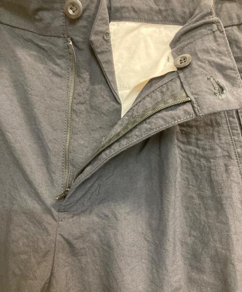 STILL BY HAND（スティルバイハンド）STILL BY HAND (スティルバイハンド) イージーテーパードパンツ ブラック サイズ:44の古着・服飾アイテム