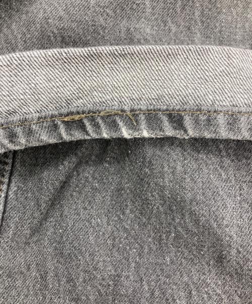 LEVI'S（リーバイス）LEVI'S (リーバイス) 先染めデニムパンツ グレー サイズ:W28×L30の古着・服飾アイテム