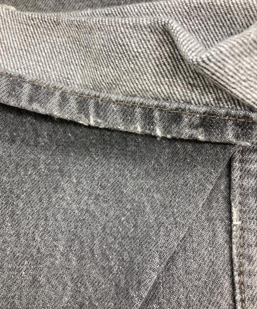 LEVI'S（リーバイス）LEVI'S (リーバイス) 先染めデニムパンツ グレー サイズ:W28×L30の古着・服飾アイテム
