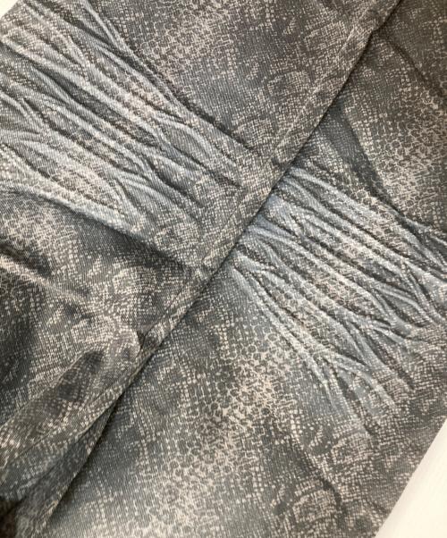 絡繰魂（カラクリダマシイ）絡繰魂 (カラクリダマシイ) 刺繍デザインつなぎ グレー サイズ:Ⅼの古着・服飾アイテム