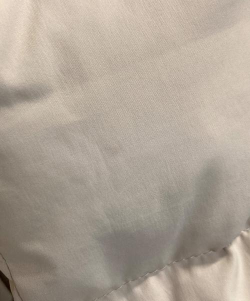 INDIVI（インディヴィ）INDIVI (インディヴィ) フーデッドダウンコート ベージュ サイズ:40の古着・服飾アイテム