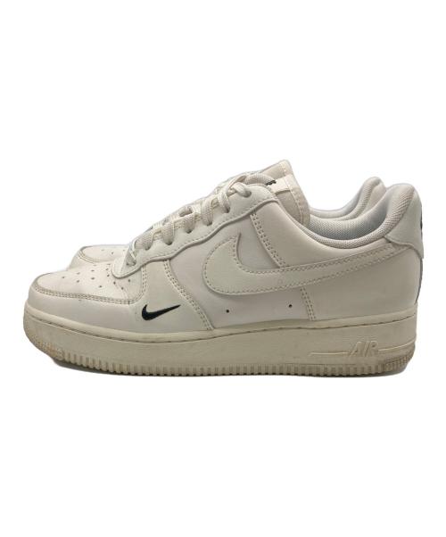 NIKE（ナイキ）NIKE (ナイキ) AIR FORCE 1 ローカットスニーカー ホワイト サイズ:US7.5の古着・服飾アイテム