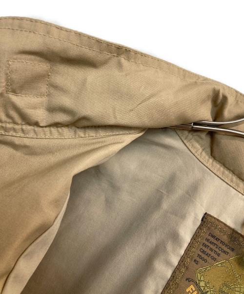 FJALLRAVEN（フェールラーベン）FJALLRAVEN (フェールラーベン) G-1000 HUNTING JACKET ベージュ サイズ:Ｍの古着・服飾アイテム