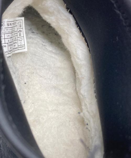 UGG（アグ）UGG (アグ) Classic Mini Dipper ブラック サイズ:25cmの古着・服飾アイテム