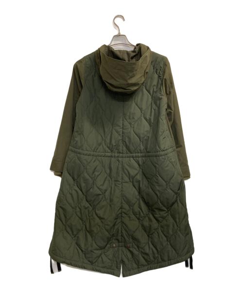 FRED PERRY（フレッドペリー）FRED PERRY (フレッドペリー) キルト ミックス パネル フィッシュテール コート オリーブ サイズ:ＵＫ10の古着・服飾アイテム