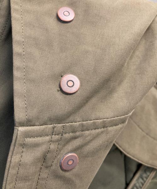 FRED PERRY（フレッドペリー）FRED PERRY (フレッドペリー) キルト ミックス パネル フィッシュテール コート オリーブ サイズ:ＵＫ10の古着・服飾アイテム