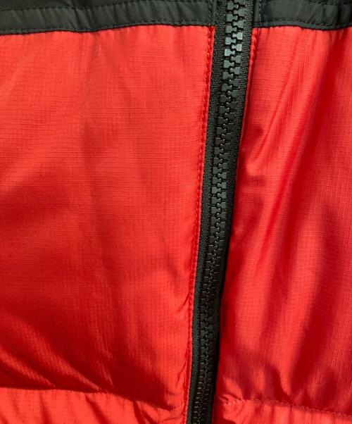 THE NORTH FACE（ザ ノース フェイス）THE NORTH FACE (ザ ノース フェイス) ダウンジャケット ブラック×レッド サイズ:Ｍの古着・服飾アイテム