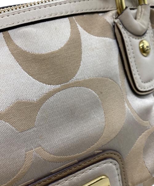 COACH（コーチ）COACH (コーチ) クリスティン シグネチャー2wayバッグ ベージュの古着・服飾アイテム