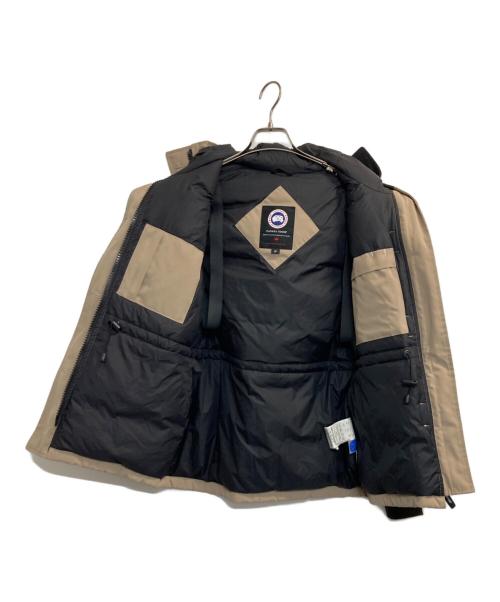 CANADA GOOSE（カナダグース）CANADA GOOSE (カナダグース) Montebello Parka/モンテベロパーカダウンジャケット ベージュ サイズ:Ｓの古着・服飾アイテム
