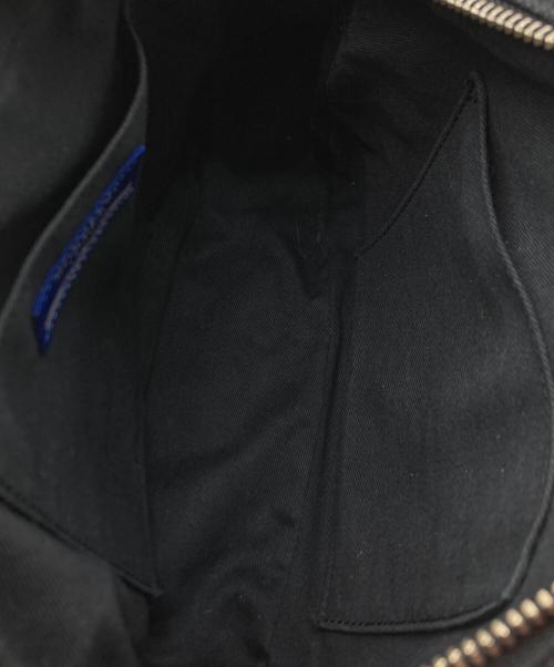 BURBERRY BLUE LABEL（バーバリー ブルー レーベル）BURBERRY BLUE LABEL (バーバリー ブルー レーベル) キャンバスショルダーバッグ ブラックの古着・服飾アイテム