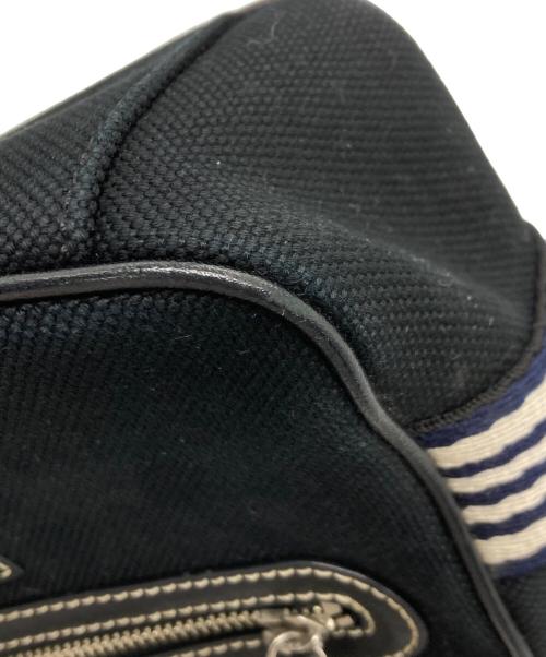 BURBERRY BLUE LABEL（バーバリー ブルー レーベル）BURBERRY BLUE LABEL (バーバリー ブルー レーベル) キャンバスショルダーバッグ ブラックの古着・服飾アイテム