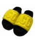 UGG（アグ）の古着「Maxi Graphic Slide」｜ブラック×イエロー