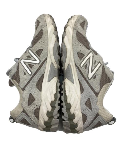 NEW BALANCE（ニューバランス）NEW BALANCE (ニューバランス) ローカットスニーカー グレー×ブラウン サイズ:26.5の古着・服飾アイテム