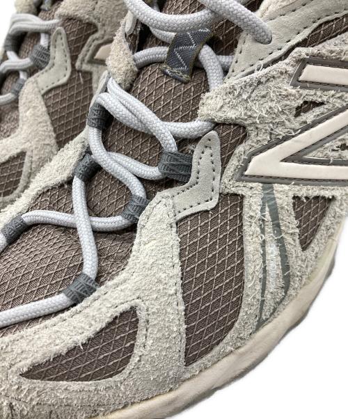 NEW BALANCE（ニューバランス）NEW BALANCE (ニューバランス) ローカットスニーカー グレー×ブラウン サイズ:26.5の古着・服飾アイテム