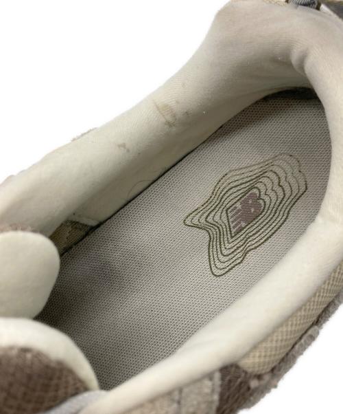 NEW BALANCE（ニューバランス）NEW BALANCE (ニューバランス) ローカットスニーカー グレー×ブラウン サイズ:26.5の古着・服飾アイテム