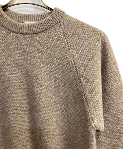 ATON（エイトン）ATON (エイトン) LAMBS WOOL CREWNECK SWEATER ベージュ サイズ:02の古着・服飾アイテム
