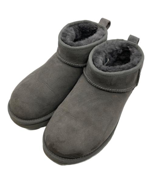 UGG（アグ）UGG (アグ) Classic Ultra Mini ムートンブーツ グレー サイズ:US7の古着・服飾アイテム