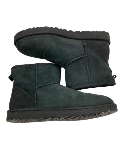 UGG（アグ）UGG (アグ) Classic mini/ムートンブーツ ブラック サイズ:US9の古着・服飾アイテム