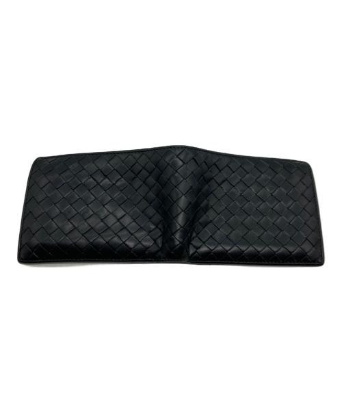 BOTTEGA VENETA（ボッテガベネタ）BOTTEGA VENETA (ボッテガベネタ) イントレチャート2つ折り財布 ブラックの古着・服飾アイテム