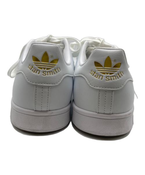 adidas（アディダス）adidas (アディダス) スニーカー ホワイト サイズ:27.5cmの古着・服飾アイテム