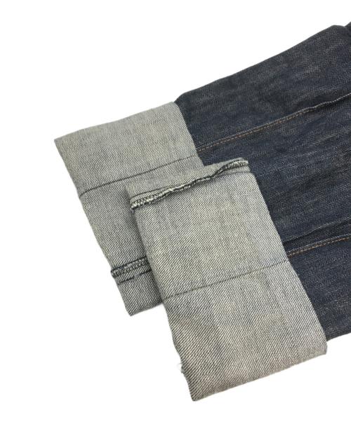 DSQUARED2（ディースクエアード）DSQUARED2 (ディースクエアード) ローライズクロップドデニムパンツ ネイビー サイズ:38の古着・服飾アイテム