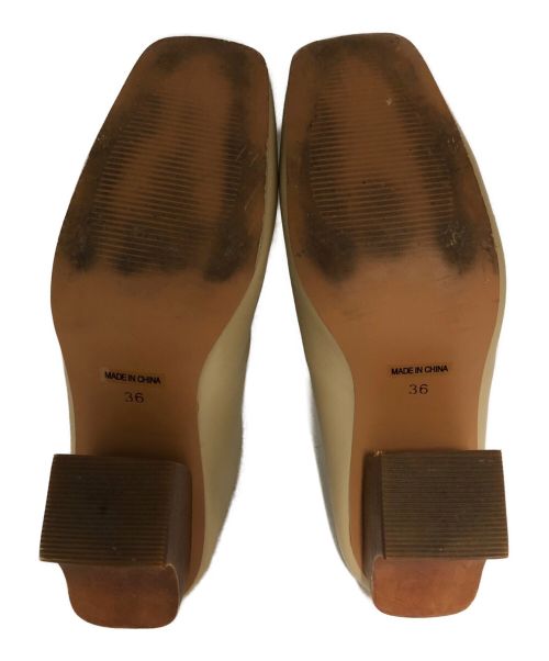 TODAYFUL（トゥデイフル）TODAYFUL (トゥデイフル) レザースクエアトゥミュール アイボリー サイズ:SIZE 36の古着・服飾アイテム