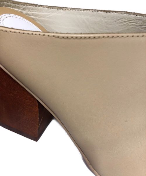 TODAYFUL（トゥデイフル）TODAYFUL (トゥデイフル) レザースクエアトゥミュール アイボリー サイズ:SIZE 36の古着・服飾アイテム