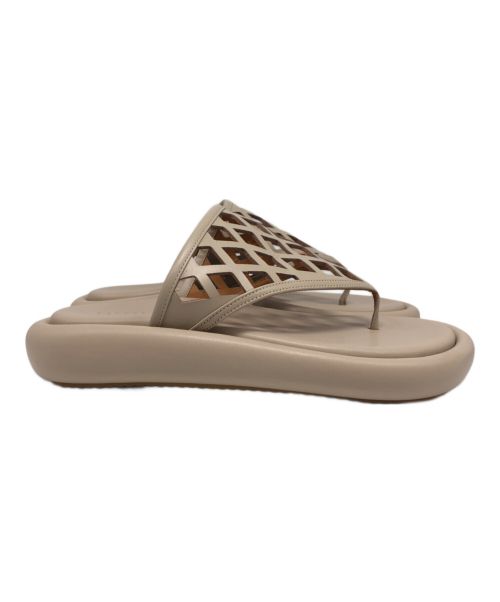 Pippichic（ピッピシック）Pippichic (ピッピシック) トングサンダル ベージュ サイズ:24.5の古着・服飾アイテム