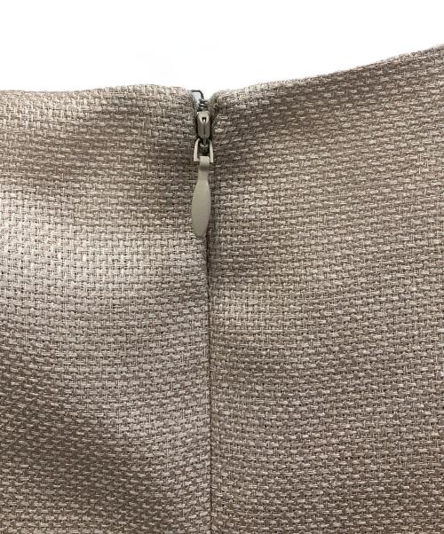 LESTERA（レステラ）LESTERA (レステラ) ワンピース ベージュ サイズ:M 未使用品の古着・服飾アイテム