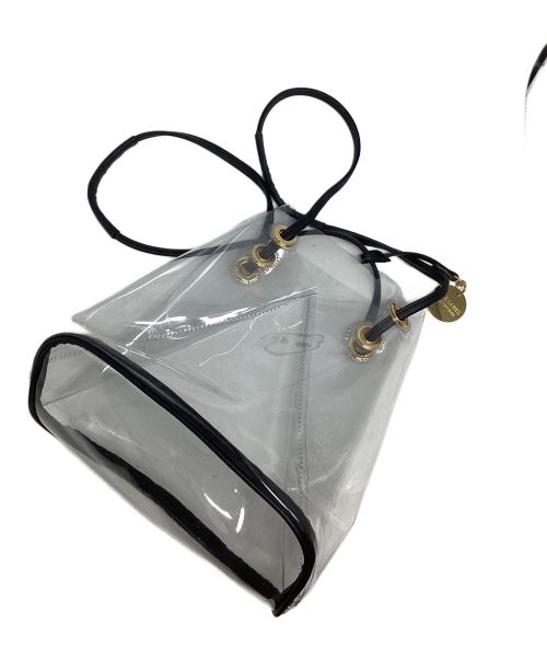 BLUE LABEL CRESTBRIDGE（ブルーレーベルクレストブリッジ）BLUE LABEL CRESTBRIDGE (ブルーレーベルクレストブリッジ) ビニール巾着型バッグ ブラックの古着・服飾アイテム