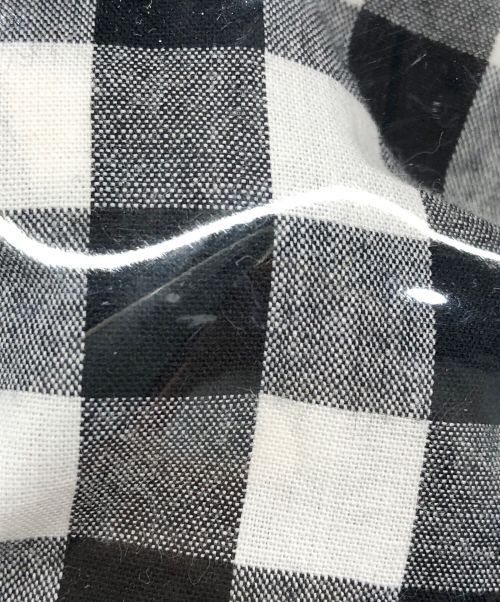 BLUE LABEL CRESTBRIDGE（ブルーレーベルクレストブリッジ）BLUE LABEL CRESTBRIDGE (ブルーレーベルクレストブリッジ) ビニール巾着型バッグ ブラックの古着・服飾アイテム