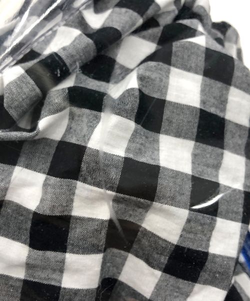 BLUE LABEL CRESTBRIDGE（ブルーレーベルクレストブリッジ）BLUE LABEL CRESTBRIDGE (ブルーレーベルクレストブリッジ) ビニール巾着型バッグ ブラックの古着・服飾アイテム