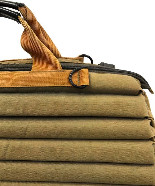 ISSEY MIYAKE MEN（イッセイミヤケメン）ISSEY MIYAKE MEN (イッセイミヤケメン) 2WAYミリタリーデザインショルダー ベージュの古着・服飾アイテム