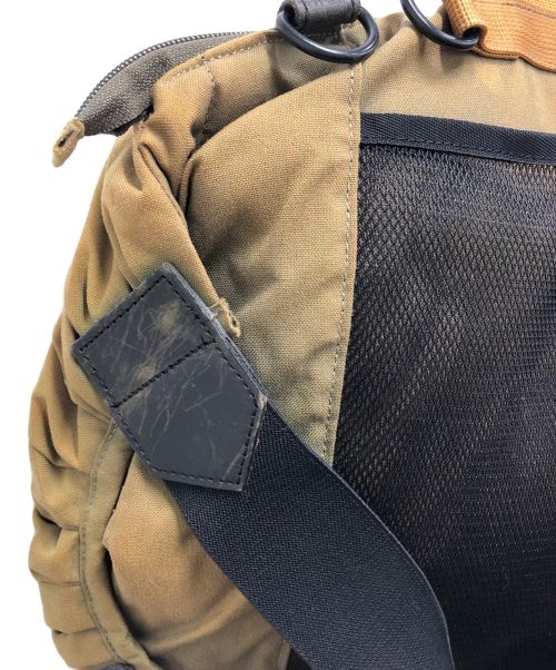 ISSEY MIYAKE MEN（イッセイミヤケメン）ISSEY MIYAKE MEN (イッセイミヤケメン) 2WAYミリタリーデザインショルダー ベージュの古着・服飾アイテム