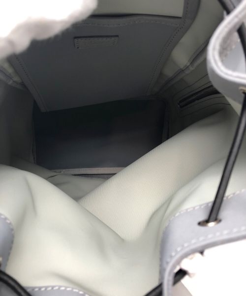 TRAVER（トレヴァー）TRAVER (トレヴァー) ショルダーバッグ グレー サイズ:表記無し 未使用品の古着・服飾アイテム