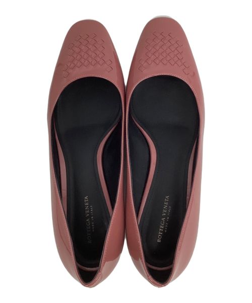 BOTTEGA VENETA（ボッテガベネタ）BOTTEGA VENETA (ボッテガベネタ) イントレチャートエナメルパンプス ピンク サイズ:37 1/2の古着・服飾アイテム