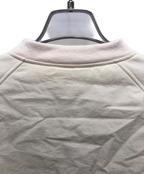 AKTE（アクテ）AKTE (アクテ) ライトパディングバルーンブルゾン アイボリー サイズ:F 未使用品の古着・服飾アイテム
