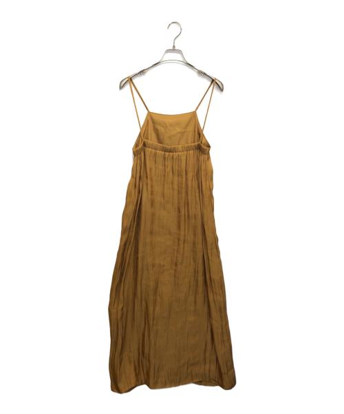 CABAN（キャバン）CABAN (キャバン) シャイニーツイルポリエステル キャミソールワンピース ブラウン サイズ:Sの古着・服飾アイテム