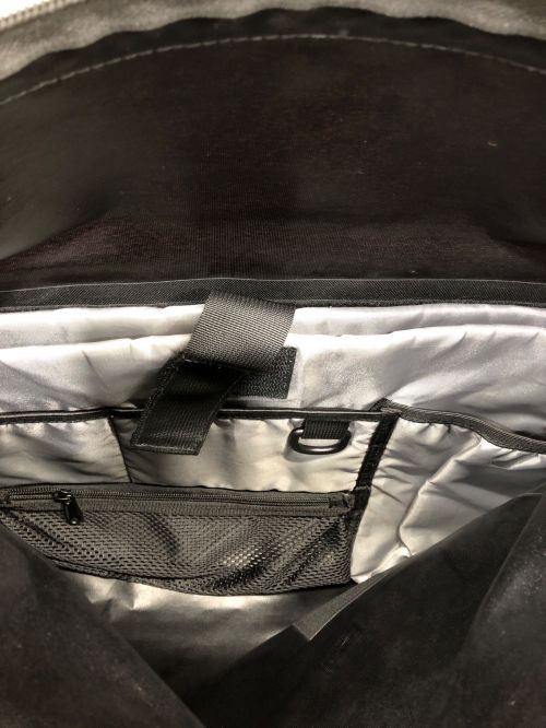 STREAM TRAIL（ストリームトレイル）STREAM TRAIL (ストリームトレイル) メッセンジャーバッグ ブラックの古着・服飾アイテム