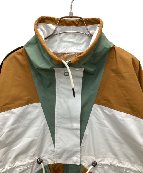 OOFWEAR（オーフウエア）OOFWEAR (オーフウエア) ライトナイロンマウンテンパーカー グリーン×ブラウン サイズ:42の古着・服飾アイテム