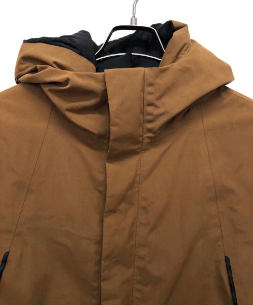 ARMANI JEANS（アルマーニジーンズ）ARMANI JEANS (アルマーニジーンズ) ダウンコート ブラウン サイズ:46の古着・服飾アイテム