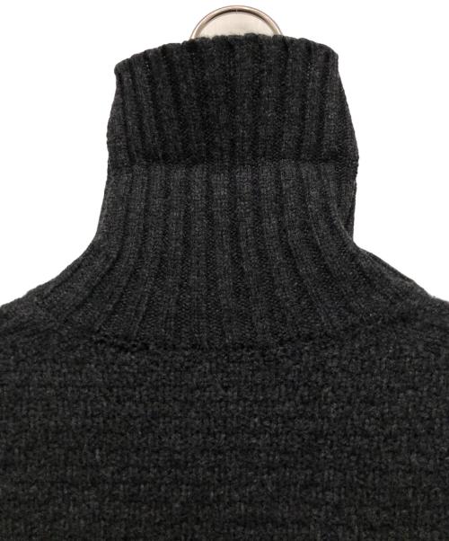 Drumohr（ドルモア）Drumohr (ドルモア) ラムウールケーブルタートルネックニット グレー サイズ:44の古着・服飾アイテム